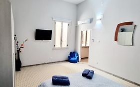 Eracles House Near Ortigia Island
